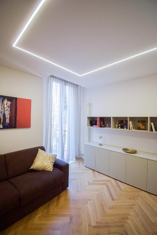 Sibilla Suite Apartment - Via Piella 14 Болонья Экстерьер фото